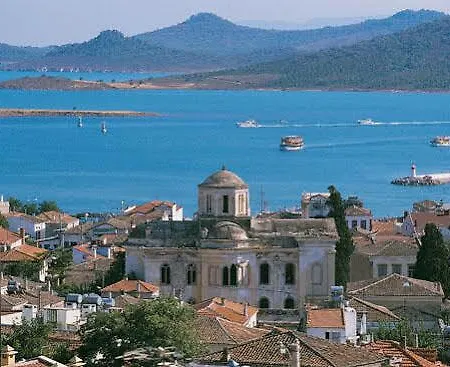 Tuerk Evi 酒店 Sarimsakli