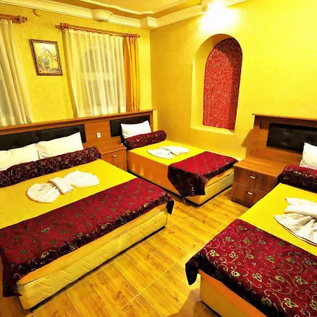 Tuerk Evi 酒店 Sarimsakli