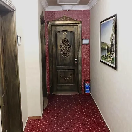 Tuerk Evi Sarimsakli